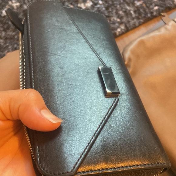 Authentic Cartier Wallet , as is . Bought off The Real Real - Picture 4 of 12